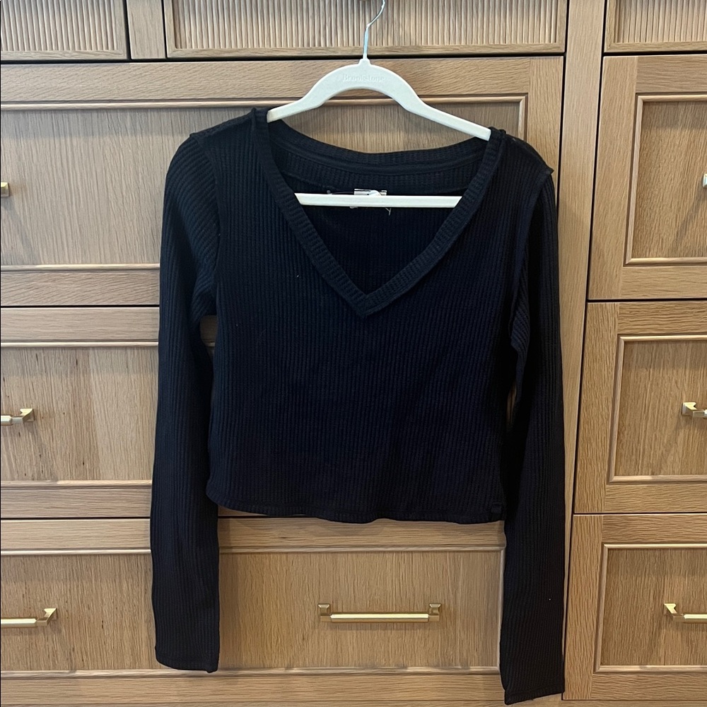 We the Free Women's Black V-Neck Ribbed Top Small